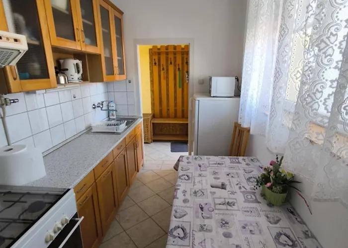 Apartament Szeki *
